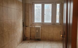 Apartament 3 camere de vanzare Drumul Taberei, Valea Ialomitei - Poză 2