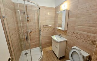 Penthouse ultracentral pe două niveluri, panouri solare, terasă, boxă - Poză 8