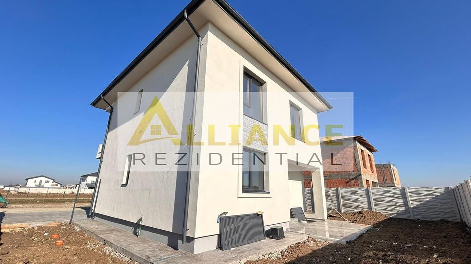 Casa Individuala de vanzare - Teren 350 mp | 4 camere - 3 bai - Poză 4