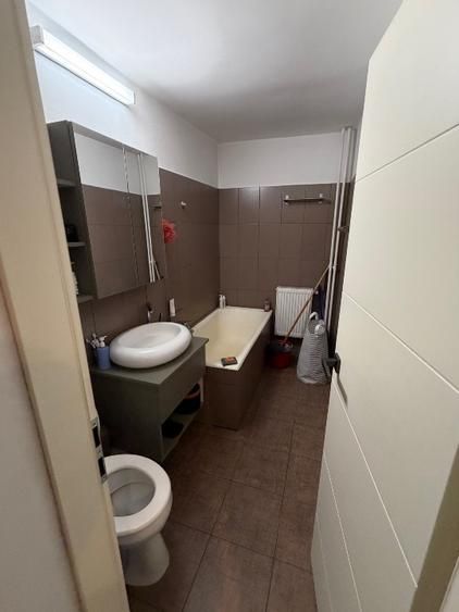 Vânzare Garsonieră Cochetă 40 Mp Mall Vitan Metrou Mihai Bravu Ideală Închiriere - Poză 4