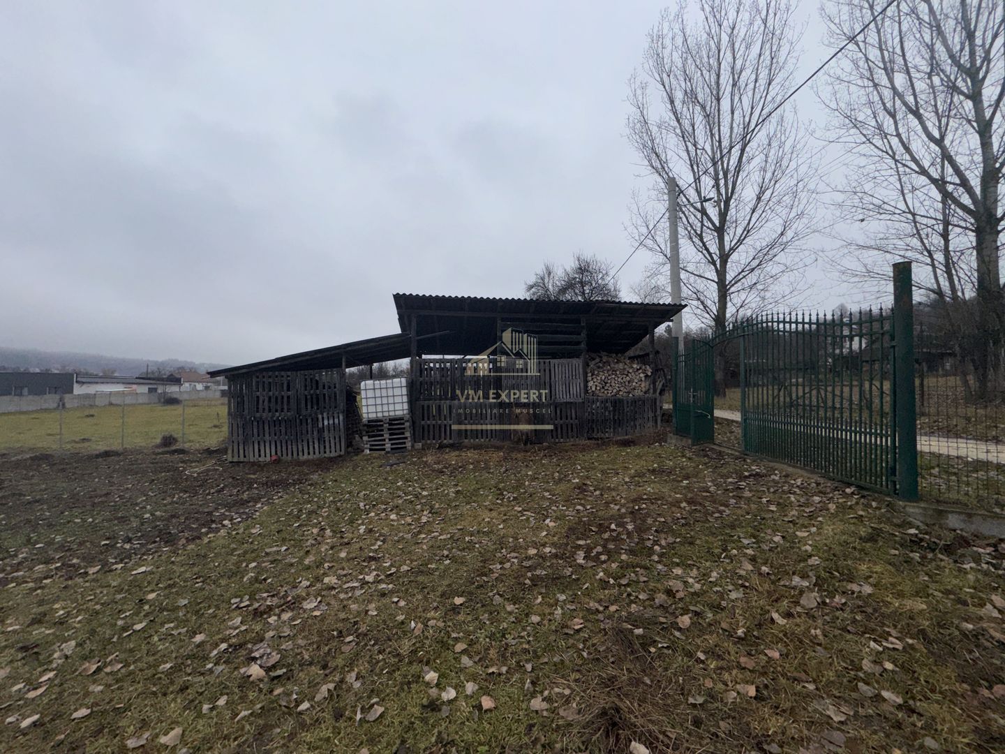 TEREN INTRAVILAN 2200 MP CAMPULUNG ARGES - Poză 30