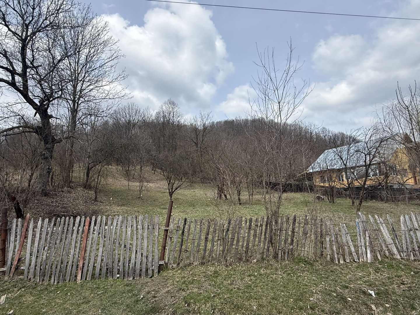 Teren 6040 mp la baza pădurii deschidere 40 ml - Poză 11