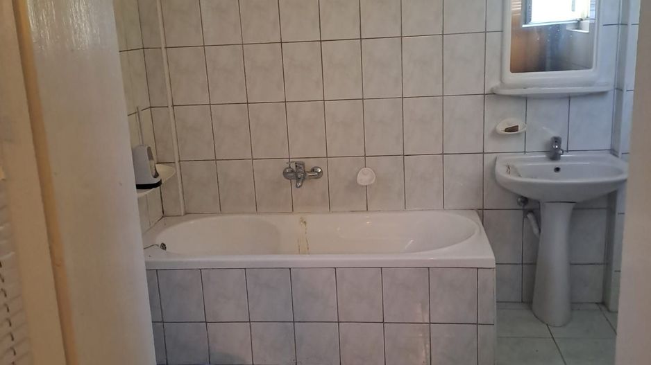 BRASADAS vinde prin REPREZENTARE EXCLUSIVA casa 8 cam 450mp. - Poză 11