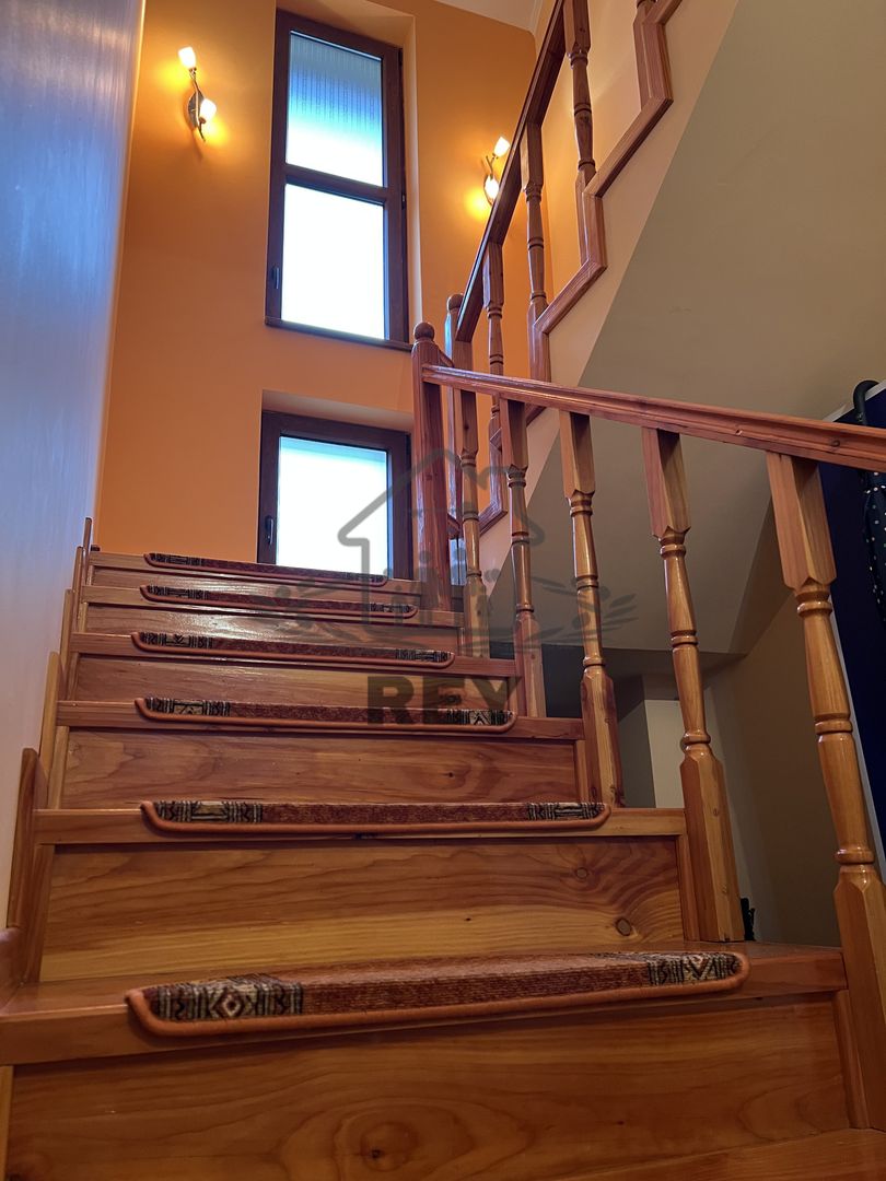 Casa Unifamilială 5 camere de vânzare SIBIU / Loc. Șura Mică - Poză 10