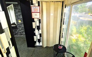 Oferim spre vanzare afacere la cheie,salon infrumusetare si masaj - Poză 17
