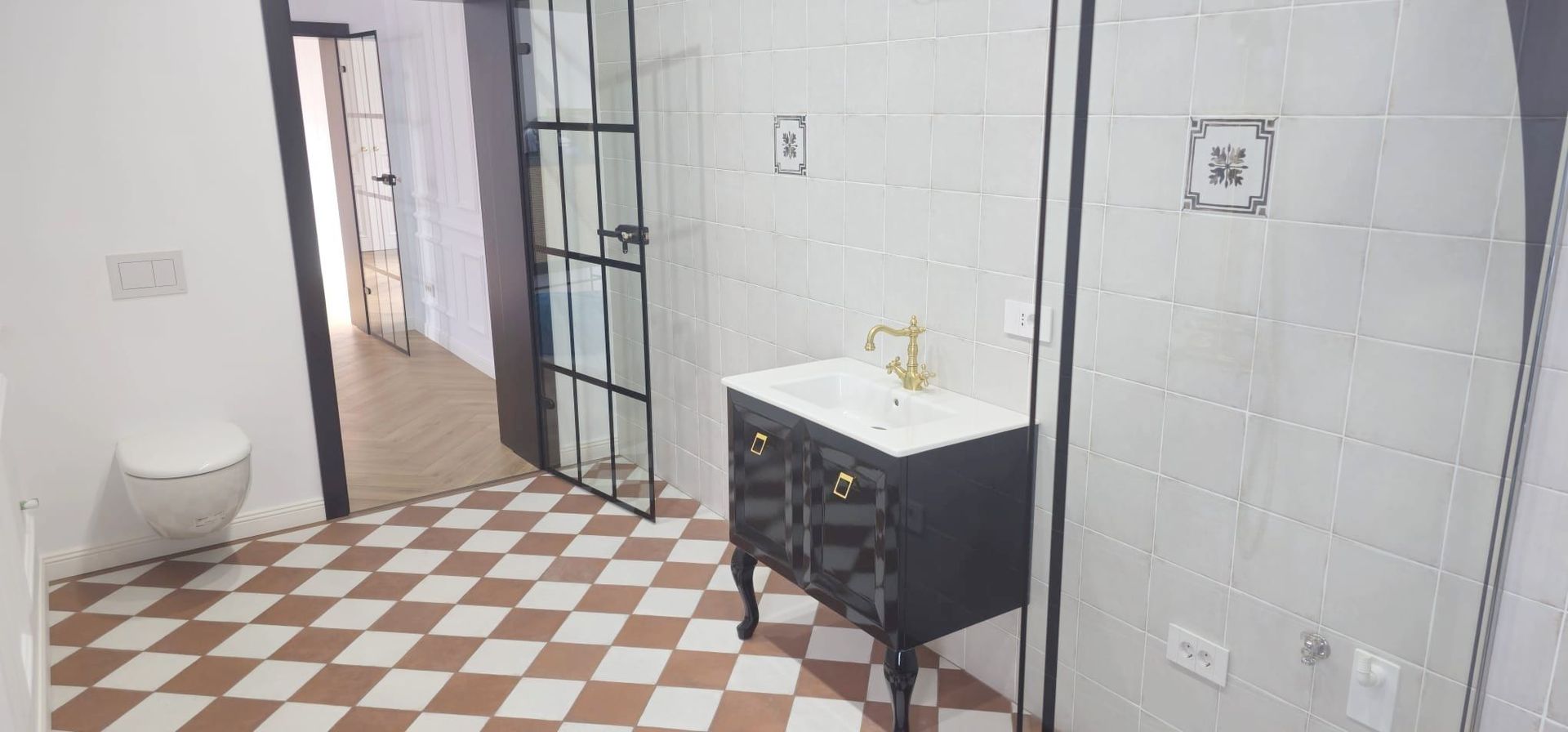 Casa moderna renovata de inchiriat - Strada Traian, Galati - Poză 4
