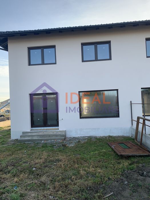 Duplex modern 4 Camere si 270 mp curte, in Cristian-Comision 0% - Poză 2