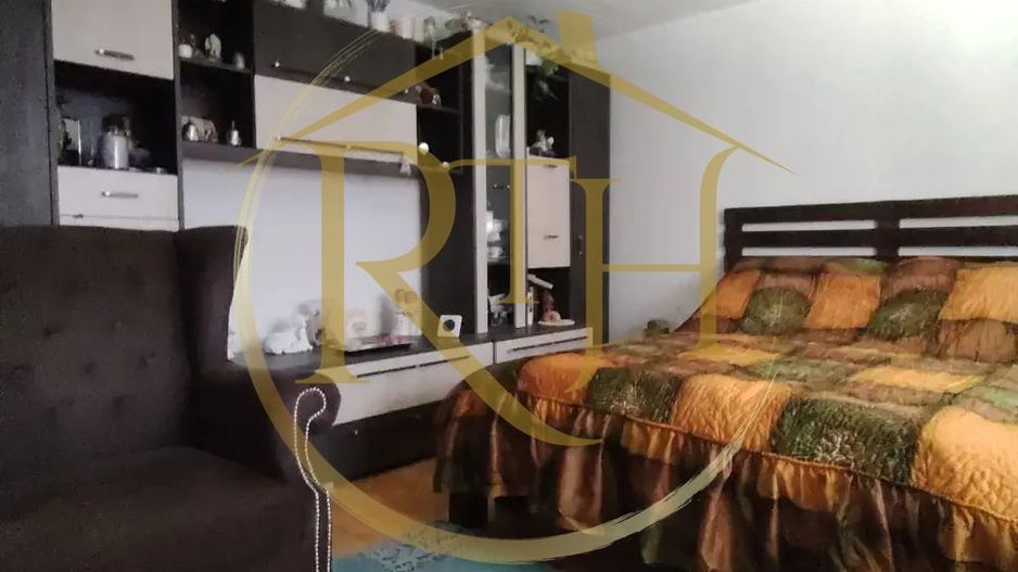 Oferim spre vanzare un apartament cu 1 camera la curte comuna  Timisoara - Poză 2