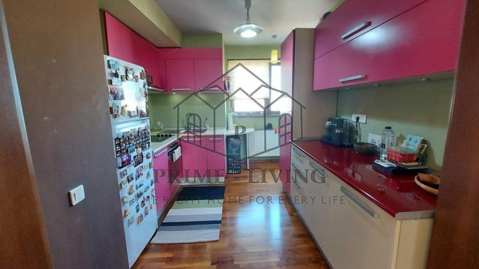 APARTAMENT CU 3 CAMERE, ULTRA-CENTRAL SI FOARTE SPATIOS LA VANZARE - Poză 5