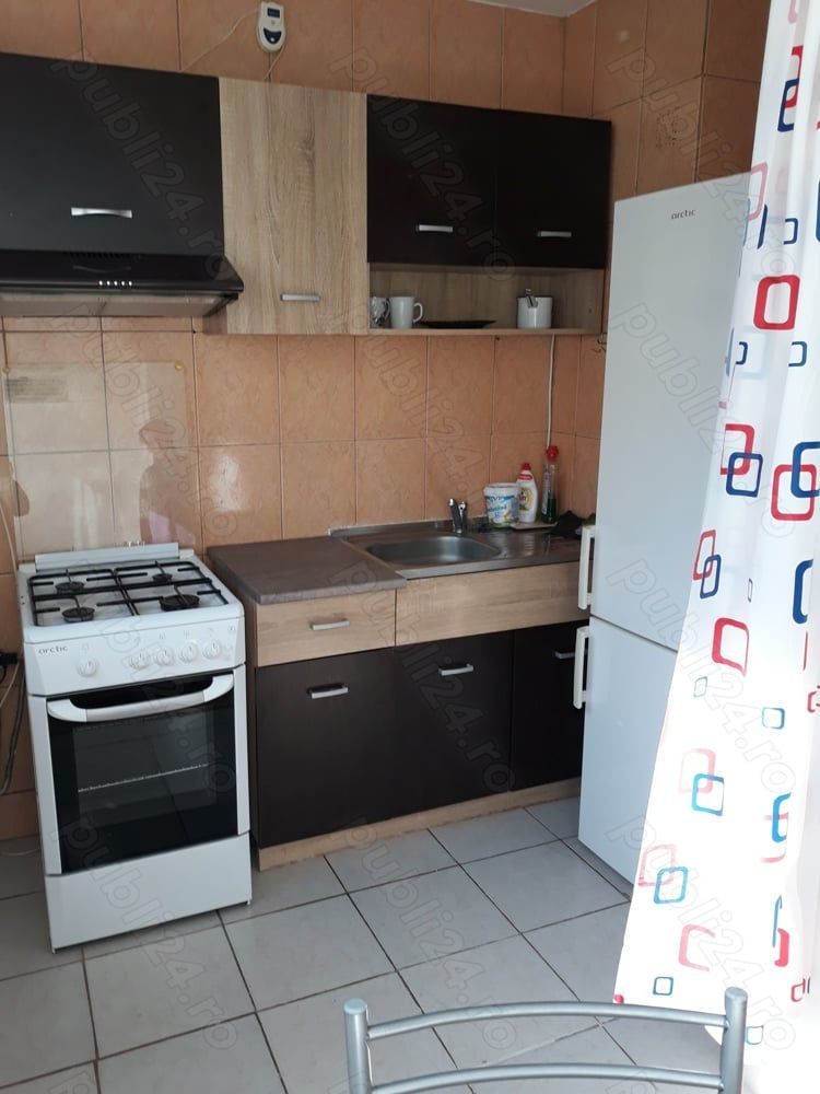 inchiriere garsoniera zona Lujerului renovata utilata 380 euro - Poză 4