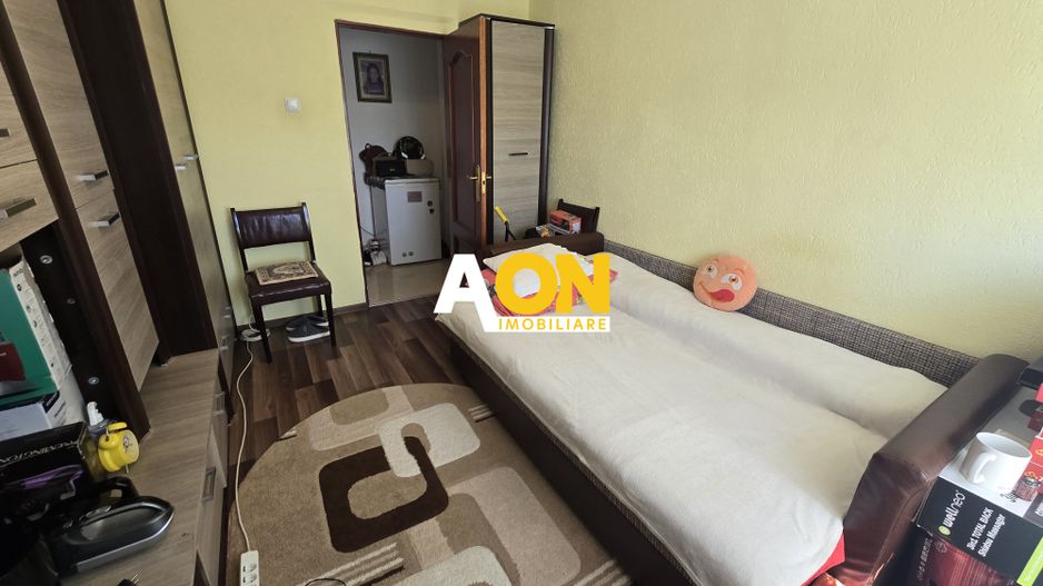 Apartament 3 Camere, 2 Bai, cu Balcon - Poză 5