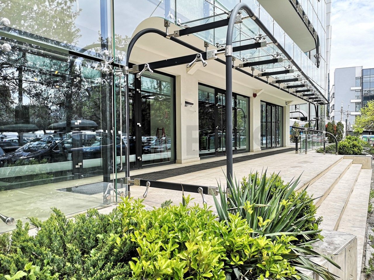 Zero comision, 230mp spatiu comercial horeca, Unirii, 8' metrou - Poză 1