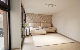 Apartament 3 camere | Curte proprie | 2 locuri parcare - Poză 2
