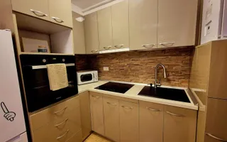 Garsonieră modernă și spațioasă - Poză 11