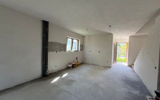 Duplex cu teren de 250 mp zona Baza Sportiva Gheorgheni. - Poză 6