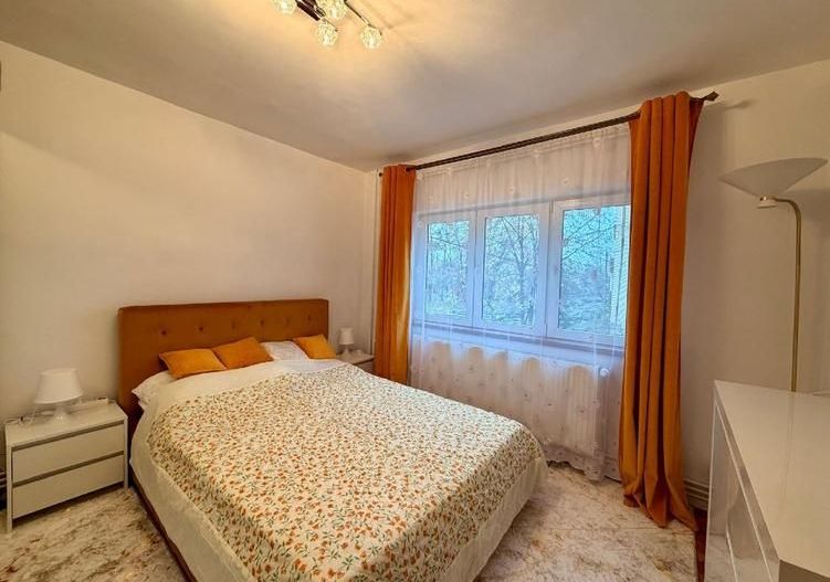 Soarelui | 2 Camere | Etaj 1 | Mobilat si Utilat | Centrala proprie - Poză 3