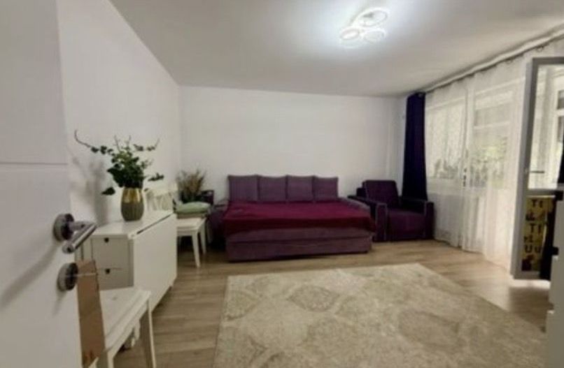 Garsoniera renovata integral 40mp bloc mixt, Favorit - Poză 1