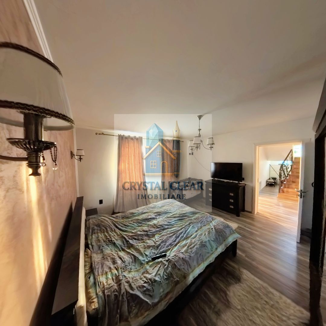 Casă 4 dormitoare și teren de 857 mp - zona Sântana de Mureș - Poză 2