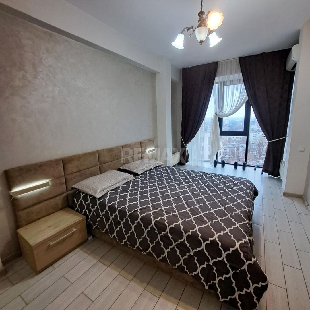 Chirie ultra centru, str.Lev Tolstoi 63, Sky House, 2 camere, 65mp - Poză 4