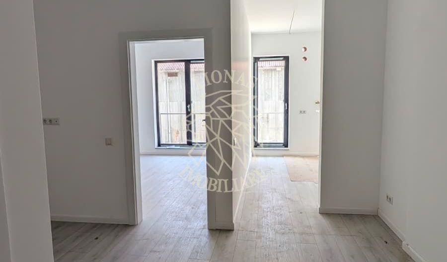 COMISION 0%! Apartament o camera-balcon-etaj 1-lift-Zona Terra - Poză 2