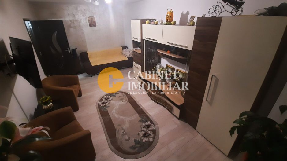 Dacia - Etaj Intermediar - 3 Camere Decomandat - Poză 3