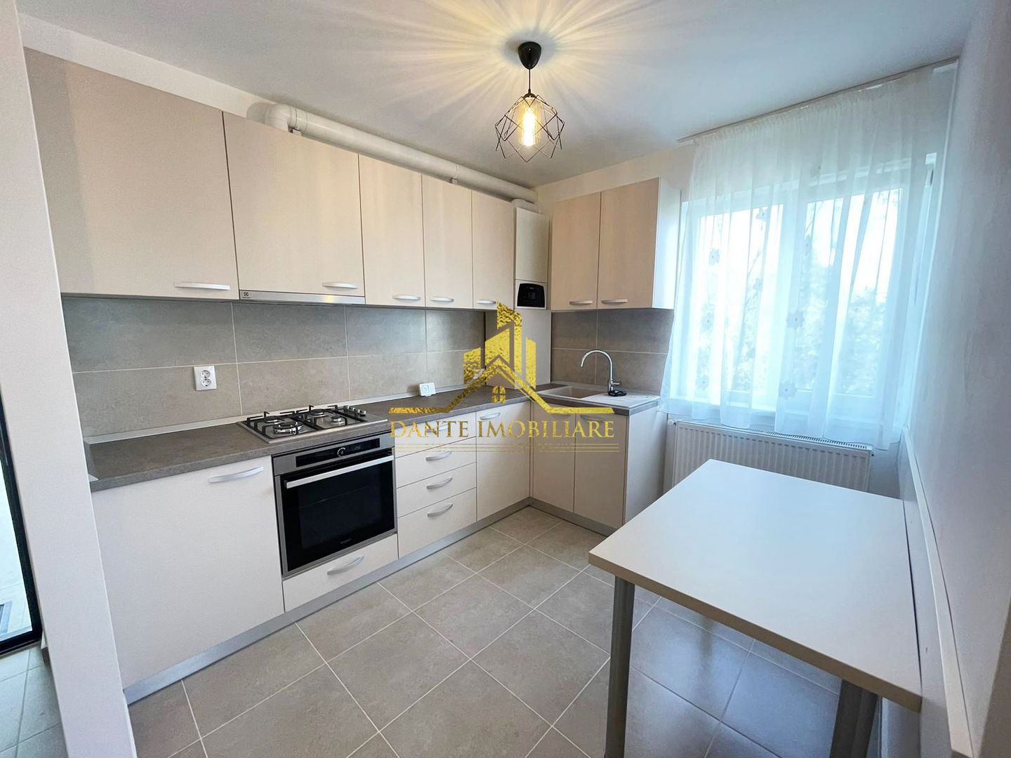 1 camera, decomandat, mobilat modern, parcare, Buna Ziua, zona AUDI - Poză 5