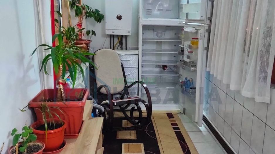 Inchiriez apartament 3 cam Frumoasa - Poză 5