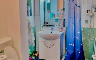 Casa de vanzare in Targoviste - 5 camere, 2 garaje, teren generos - Poză 12