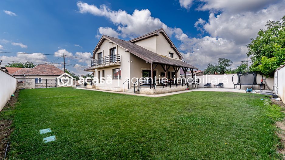 Vilă complet amenajată LUX, ideală pentru o familie cu stil - Poză 1