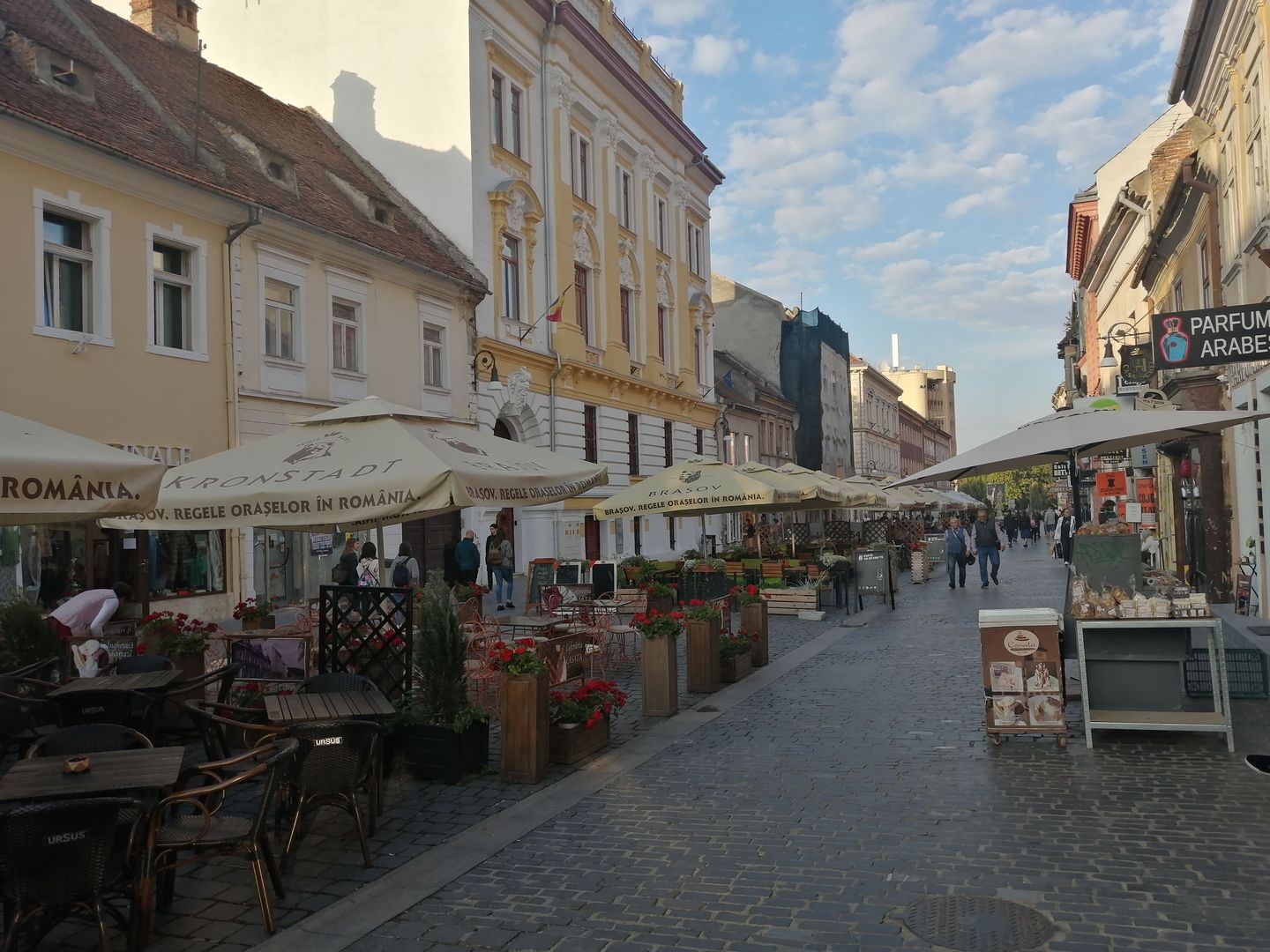 Vânzare apartament spatios,  in zonă ultracentrală - Poză 1