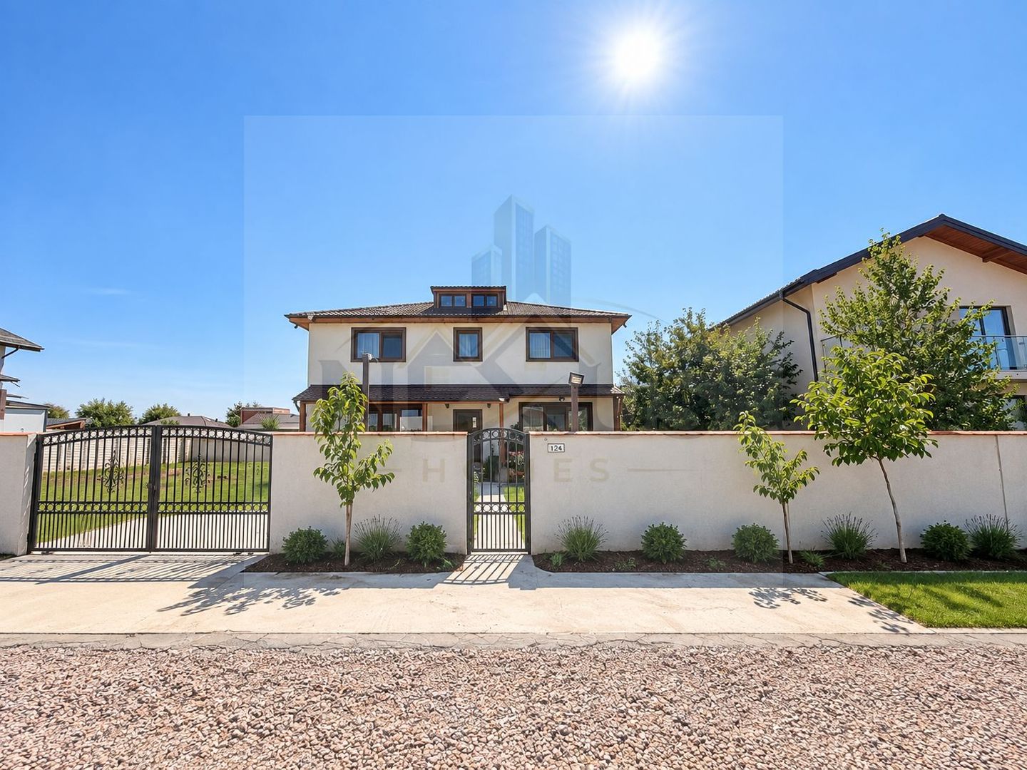 Casa individuala - 211 mp utili - 6 cam - 4 bai - Necesita investitie - Poză 1