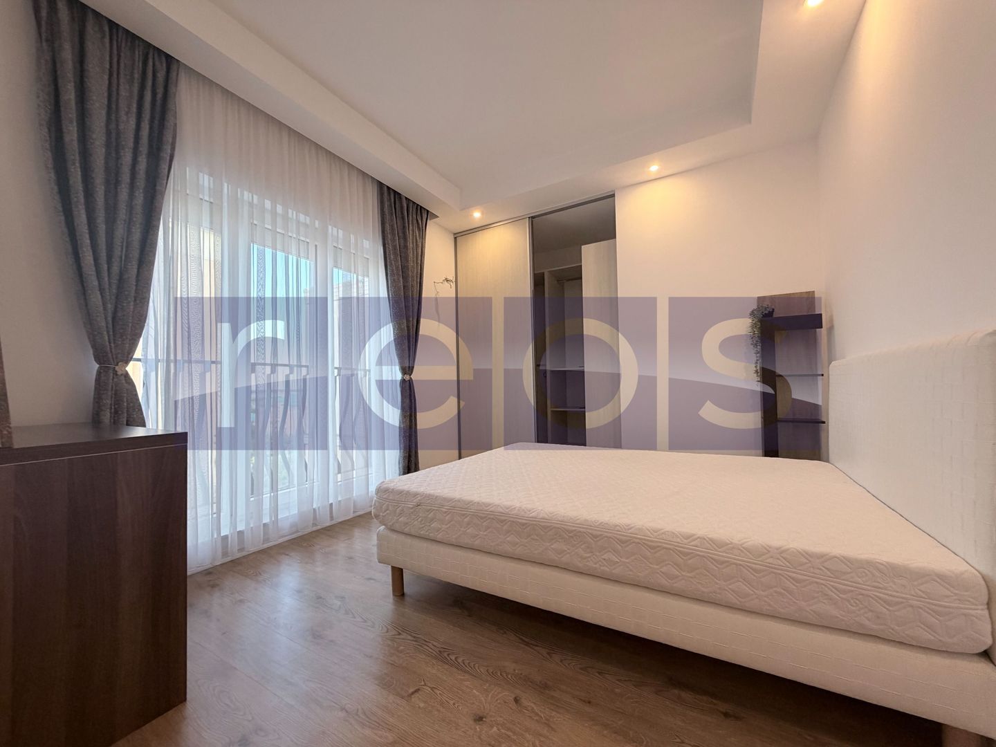 VANZARE 3 CAMERE | 19 MP TERASA | PARCARE INCLUSA | COSMOPOLIS - Poză 3