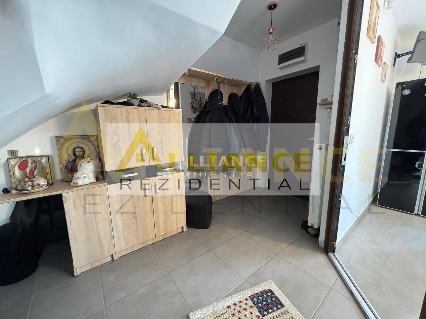 TREND RESIDENCE Vila P+1+M 4 camere 2 bai 120 mpu - Poză 16
