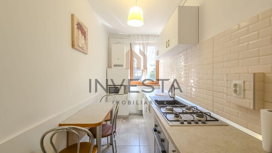 Apartament 3 camere decomandat, etaj intermediar, Centru, zona Horea - Poză 3