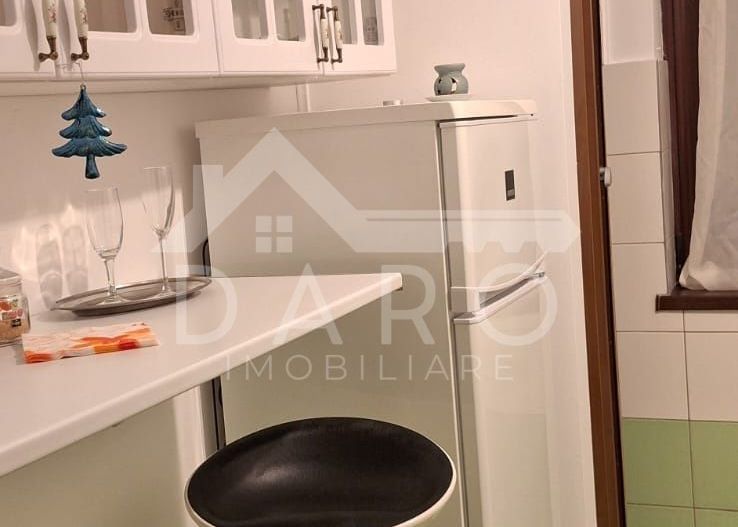 Închiriez apartament central  cu 2 camere - Poză 8