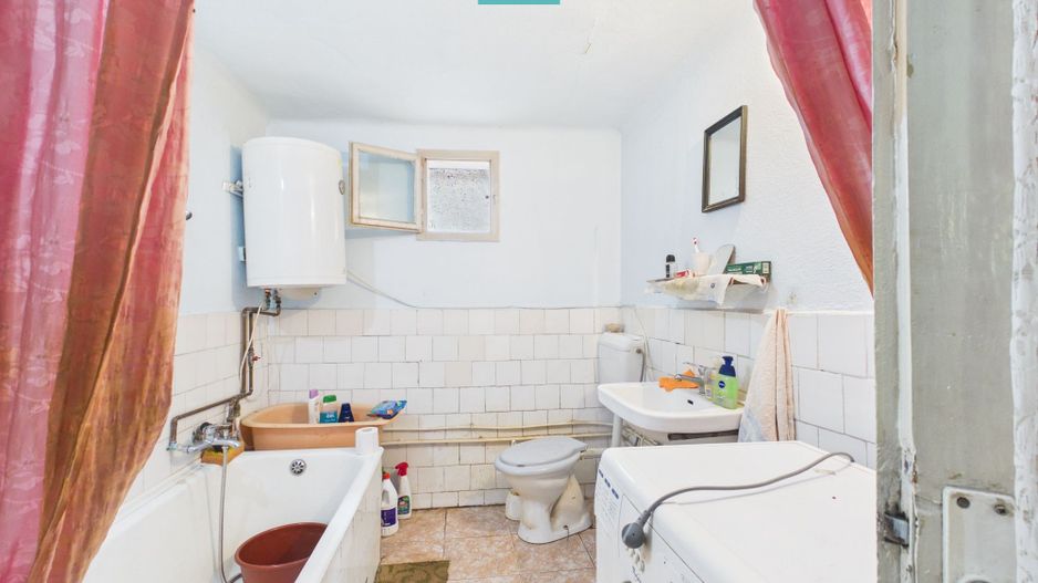 Casă din cărămidă 6 camere – Ineu - Poză 15