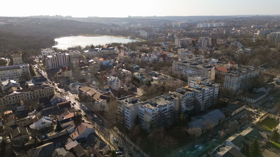 Vânzare, apartament, 3 camere și living, str. Bănulescu-Bodoni, Centru - Poză 1