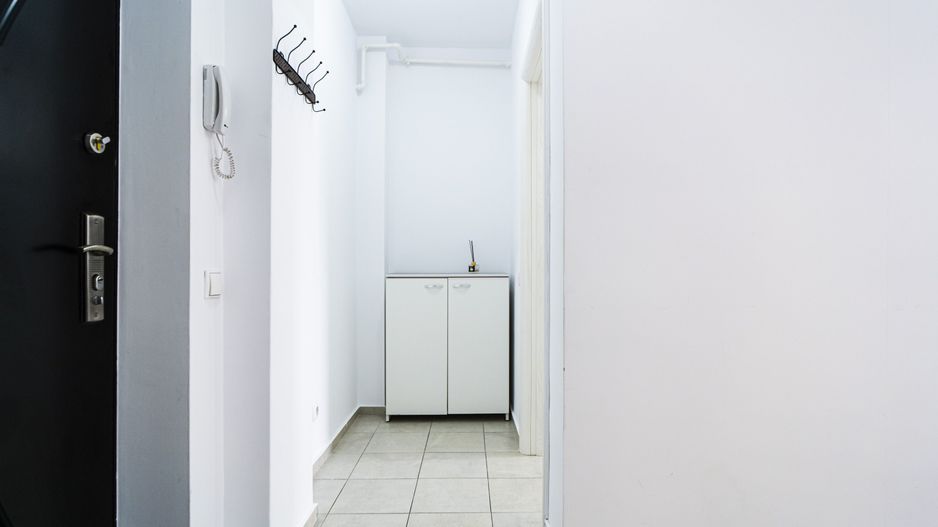 Garsoniera, 36 mp, mobilata-utialta, etaj 4, langa Penny Market- Rezervelor - Poză 8