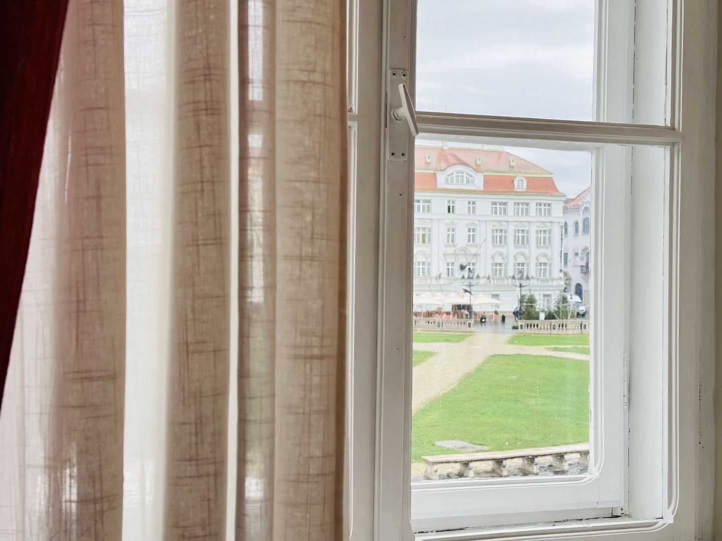 Spațiu Birouri de Închiriat cu Vedere Minunată în P-ta Unirii, Com 0% - Poză 16