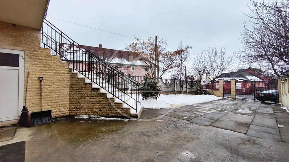 Casa de închiriat cu 6 camere în Cartierul Oncea, Oradea - Poză 16