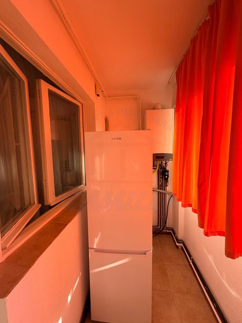Inchiriem apartament cu o camera la PS-uri , tiglina 1, pret 250 euro. - Poză 16