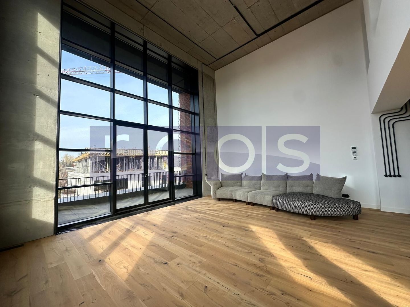 DE VANZARE PENTHOUSE 200MP | 4 CAMERE | DESIGN DEOSEBIT | FINISAJE LUX - Poză 1