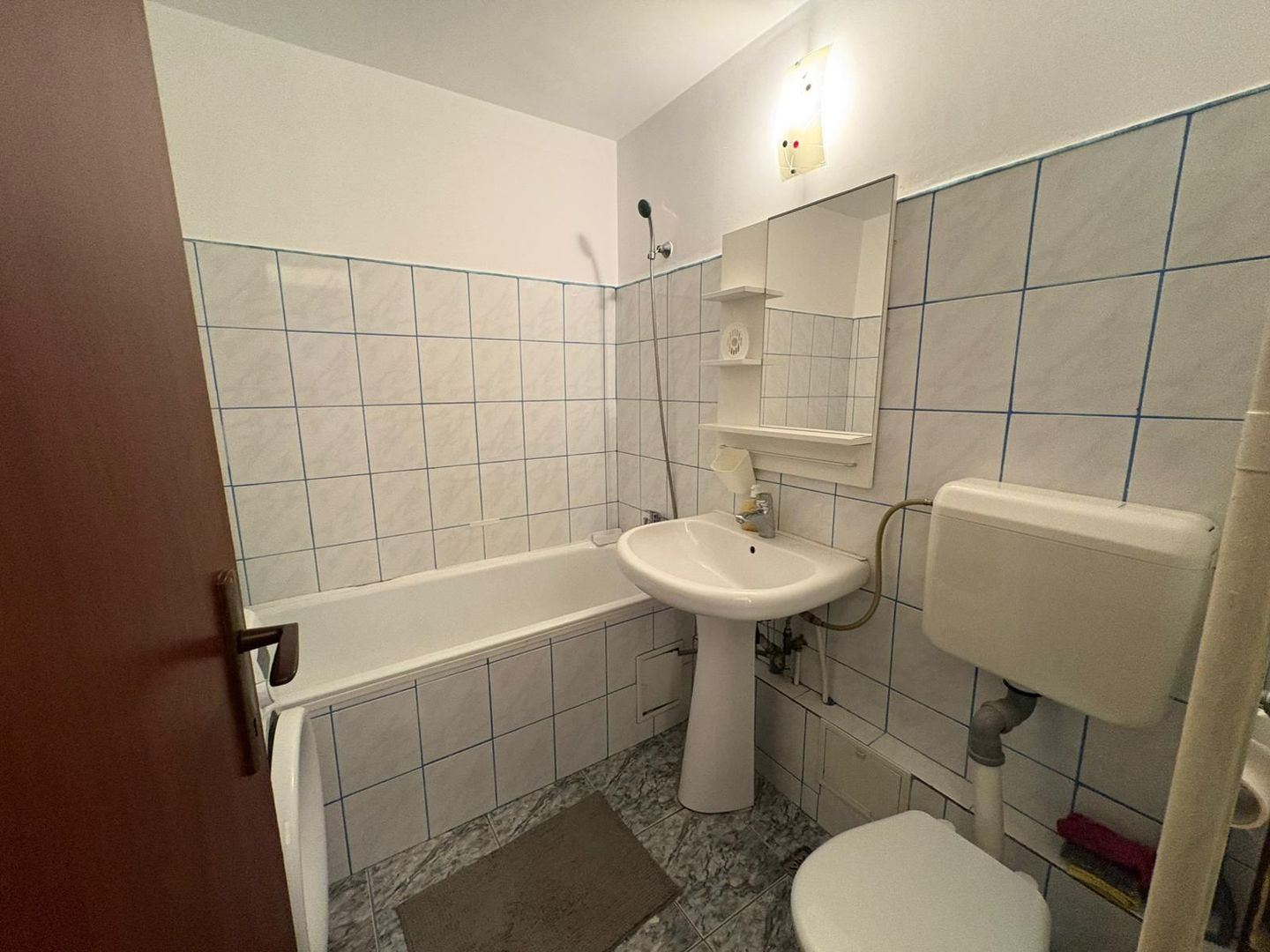 AP. 2 CAMERE APARATORII PATRIEI, PARCARE ADP, REABILITAT, METROU 6 MIN - Poză 10