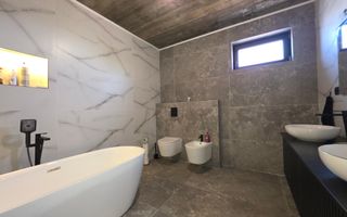 Vila intr-un peisaj idilic la 15 minute de capitala, pret imbatabil! - Poză 20