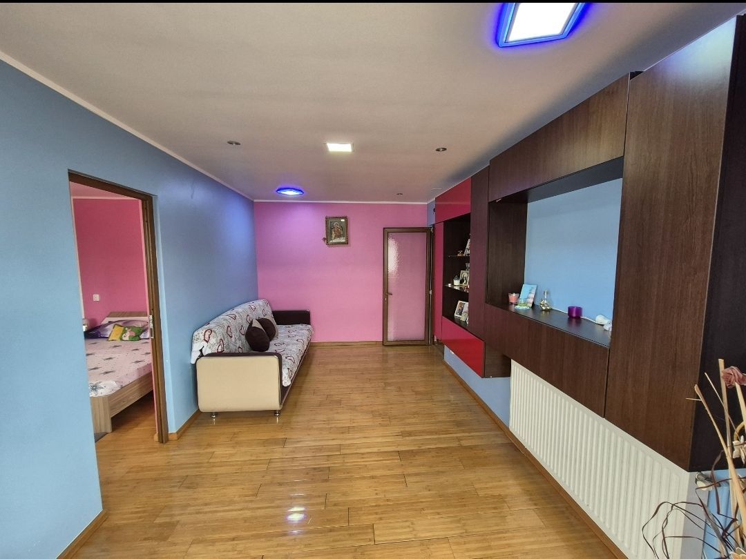 Apartament 2 cam.complet mobilat/utilat 41 mp utili castel Cantacuzino - Poză 1