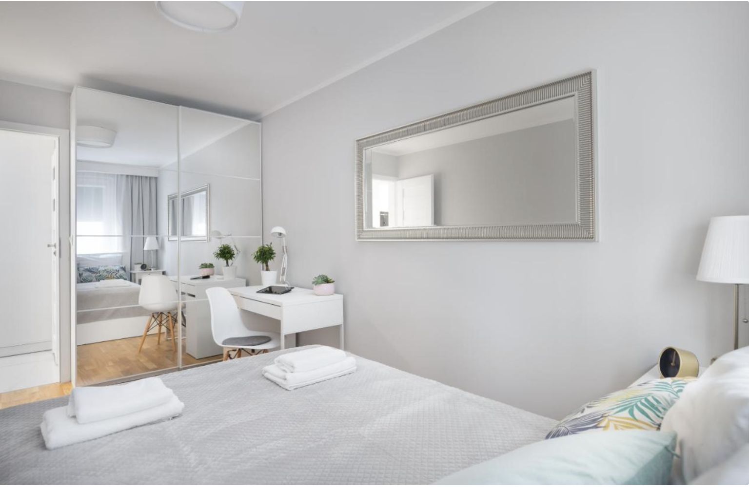 Apartament 2 camere tip Studio, finalizat, vedere piscina, 3 min metrou - Poză 3