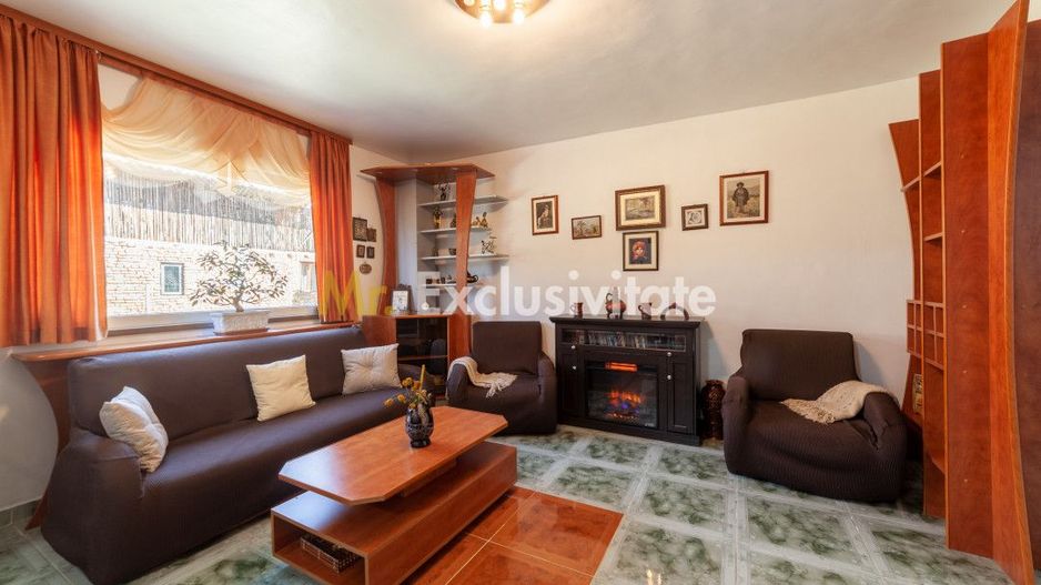Casa visurilor cu 4000 mp livada roditoare si gradina Darmanesti-Arges - Poză 22