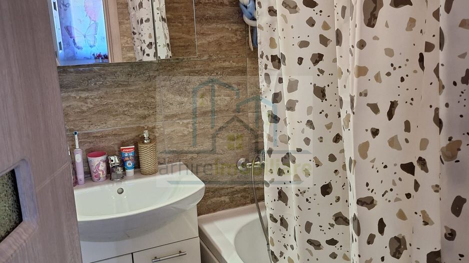 Apartament 2 camere Etj1, decomandat, loc de parcare Inclus in pret - Poză 13