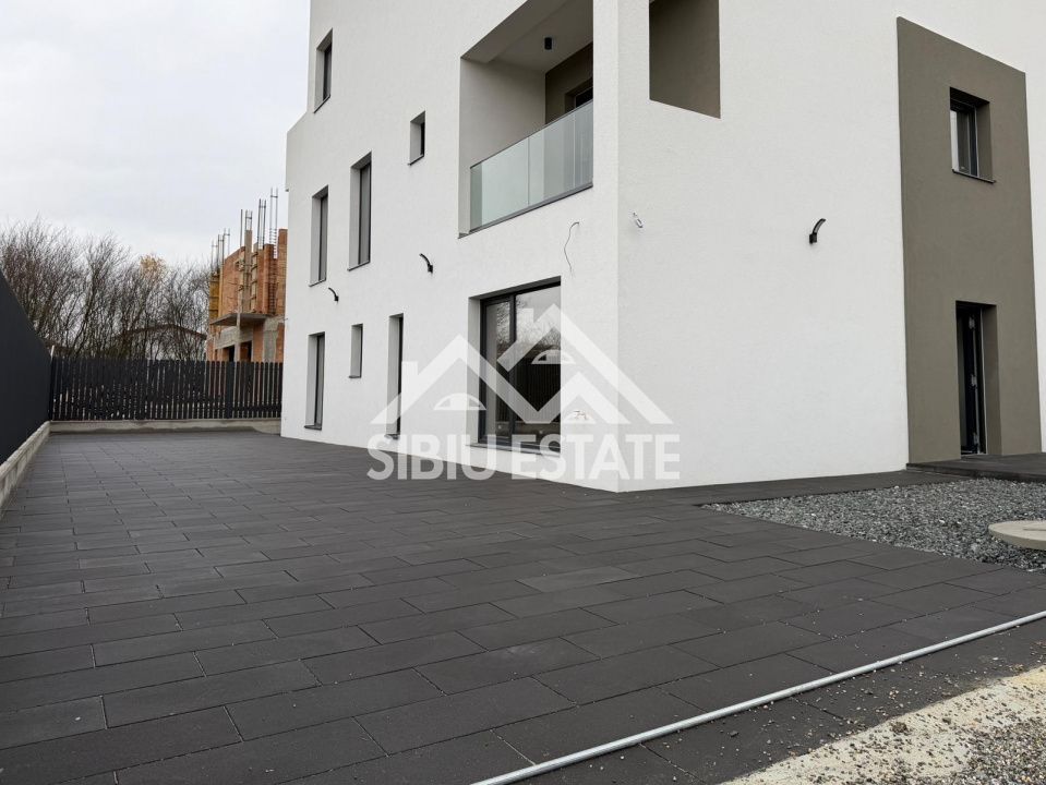 Apartament exclusivist 4 camere, intabulat, 115 mp , Grădină 200 mp , - Poză 21