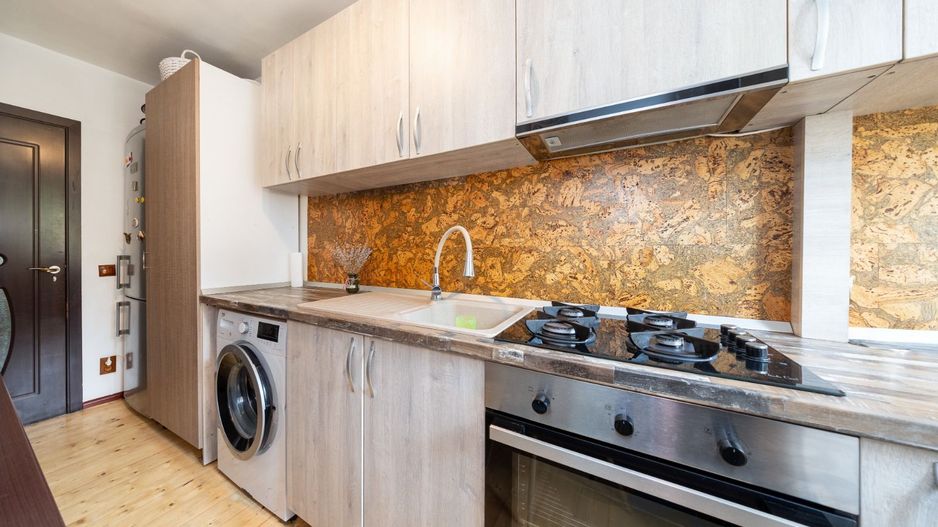 Sacele-Apartament 2 camere+2 locuri de parcare - Poză 4